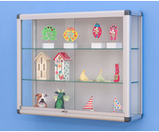 Aluvitrine Modell (Breite: 150 cm) Türen: Sicherheitsglas Seiten: Acr 1