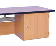 Lehrertisch mit L Fuss 4