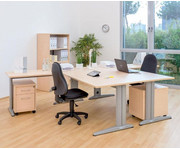 L Fuss Schreibtisch Höhe 72 cm Platte 180 x 80 cm 2