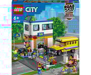LEGO® City Schule mit Schulbus 2