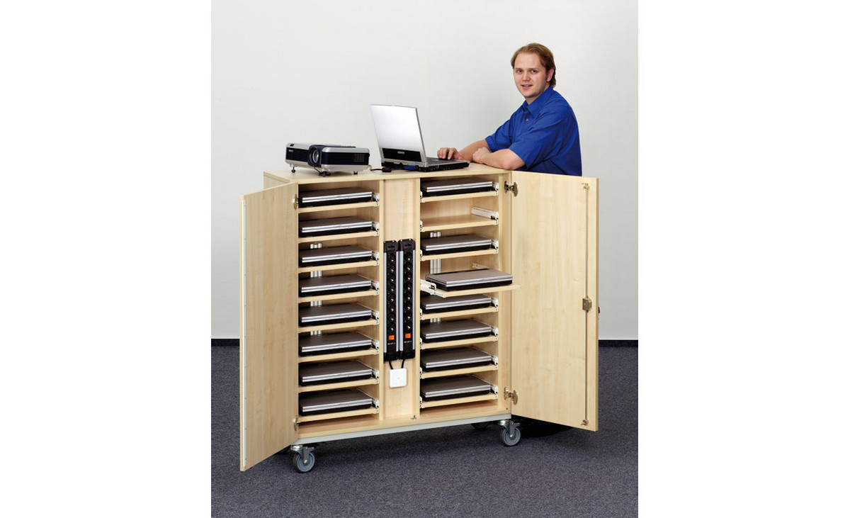 Laptop-Locker für 17''-Laptops, 16 Einlegeböden