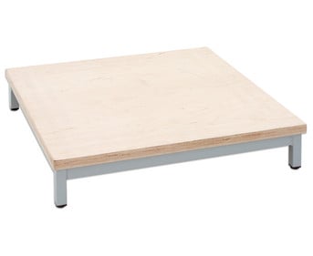 Quadratische Podeste in 3 Höhen