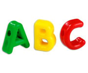 288 kunterbunte Fädelbuchstaben 2