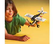LEGO® TECHNIC Propellerflugzeug 4