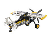 LEGO® TECHNIC Propellerflugzeug 6