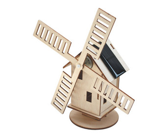 Windmühle mit Solarantrieb